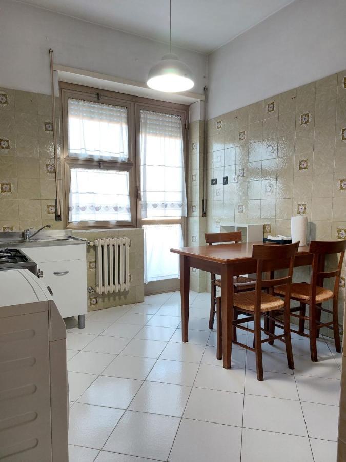 12Min Da Roma Centro Stanza Grande E Luminosa Hotel Ciampino Ngoại thất bức ảnh